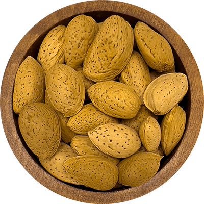 بادام درختی با پوست